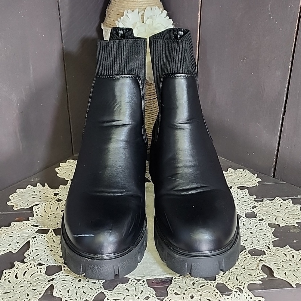 Cushionaire sparks Chelsea boot. size 6.5 - Picture 2 of 7